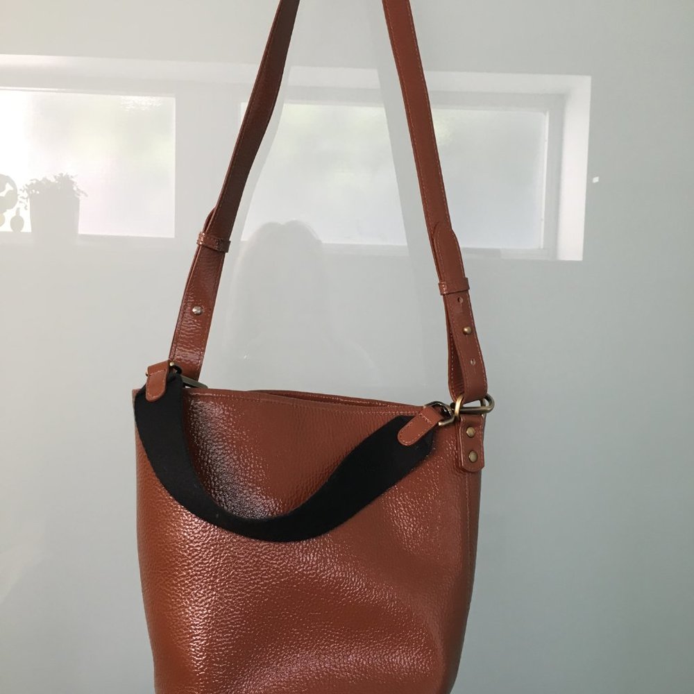 Creatures of Comfort Bucket Bag - patent leather